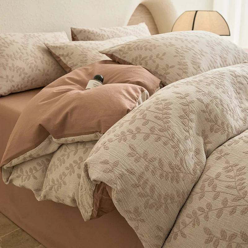 Pure Cotton Four Piece Yarn Dyed Jacquard Bedding Set Pillowcases