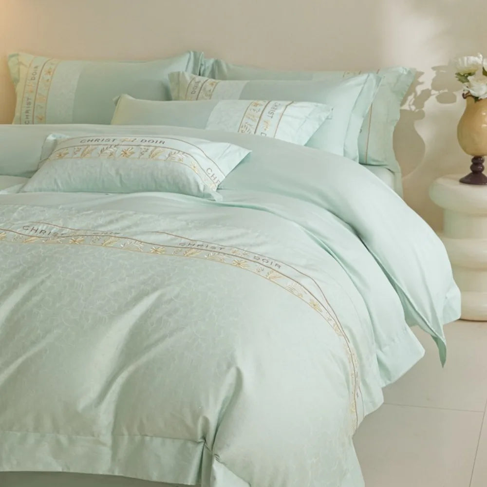 Premium Cotton Jacquard Hotel Style Four Piece Bedding Set