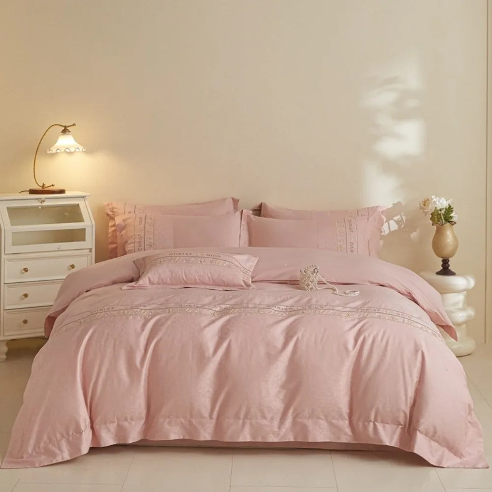 Premium Cotton Jacquard Hotel Style Four Piece Bedding Set