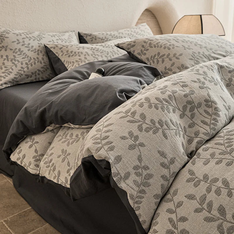 Pure Cotton Four Piece Yarn Dyed Jacquard Bedding Set Pillowcases