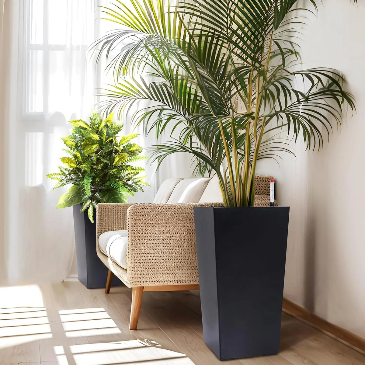 Twister.ck Two Self-Watering Planters With Monitor And Inner Bucket