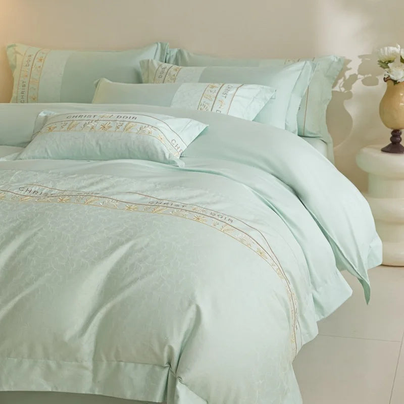Premium Cotton Jacquard Hotel Style Four Piece Bedding Set